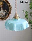 Lampadario Vintage Francese in Vetro - Eleganza Classica per la Tua Casa