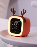 Sveglia per Bambini con Luce Notturna Cute-TV - Orologio da Scrivania Ricaricabile e Funzionale